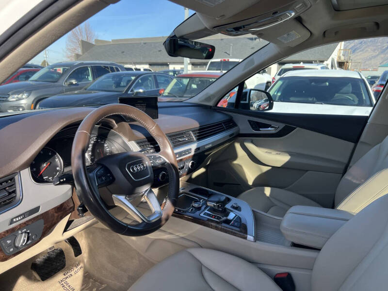 2018 Audi Q7 2.0T quattro Premium Plus