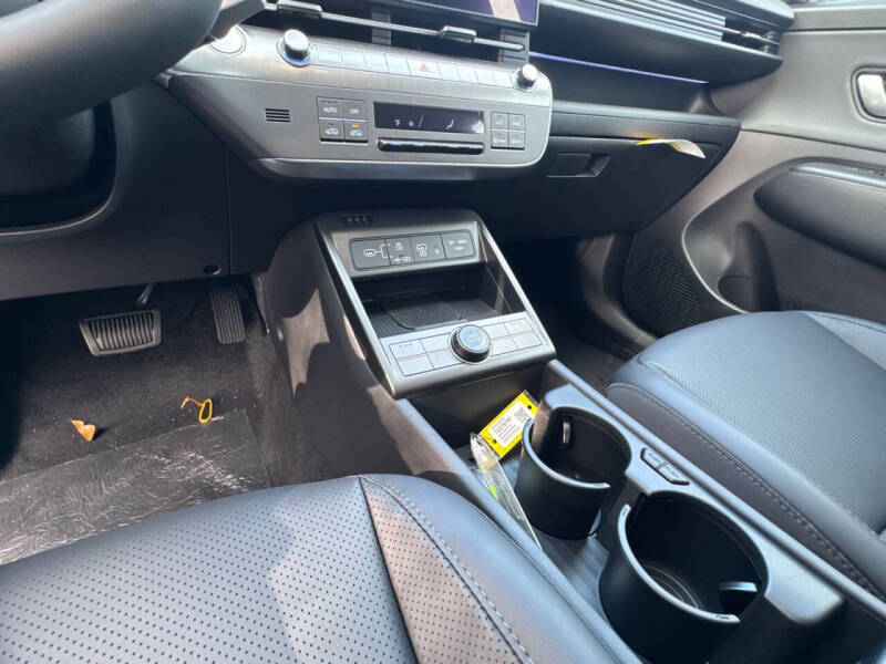 2026 Hyundai Kona SEL Premium