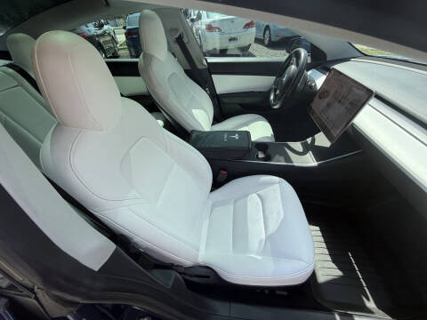 2019 Tesla Model 3 Standard Range Plus