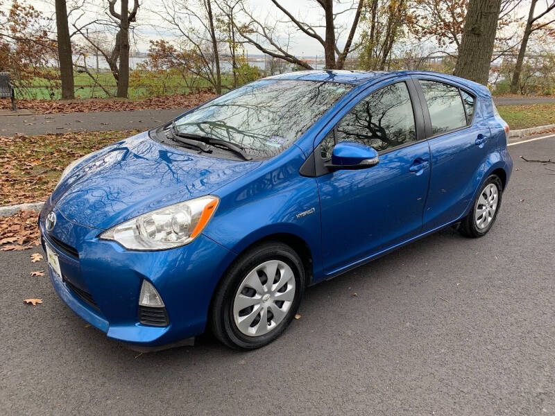 2014 Toyota Prius c Four