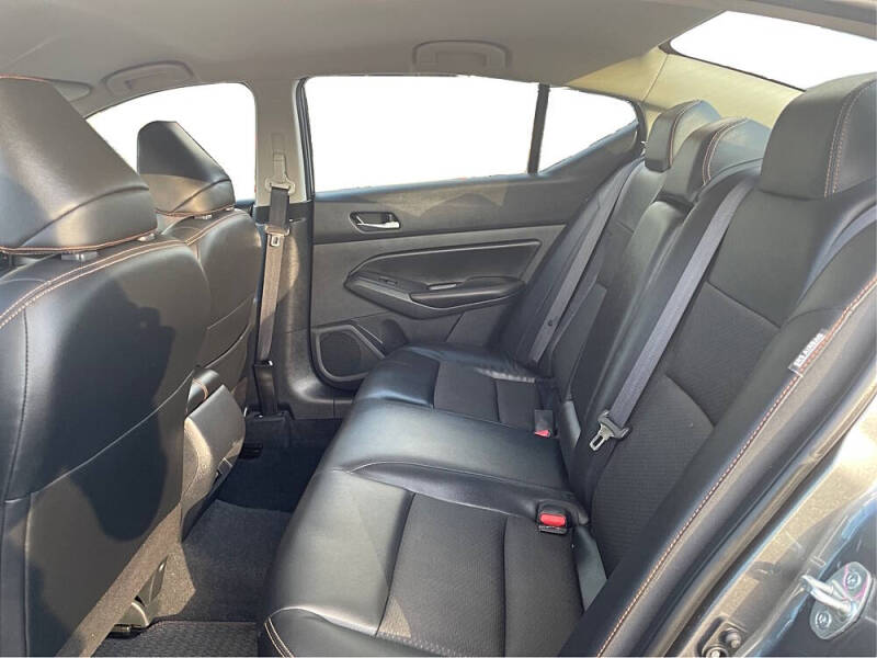 2022 Nissan Altima 2.5 SR