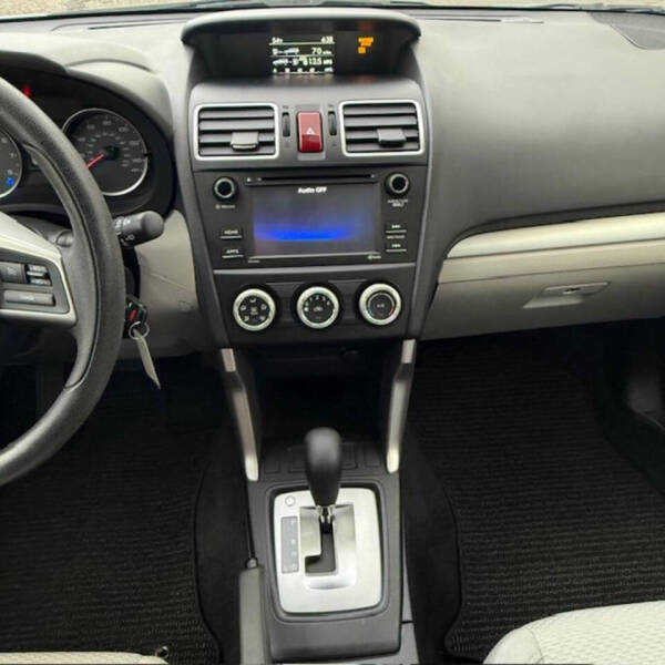 2016 Subaru Forester 2.5i