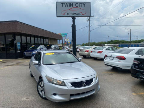 2009 Honda Accord for sale at TWIN CITY AUTO MALL in Bloomington IL