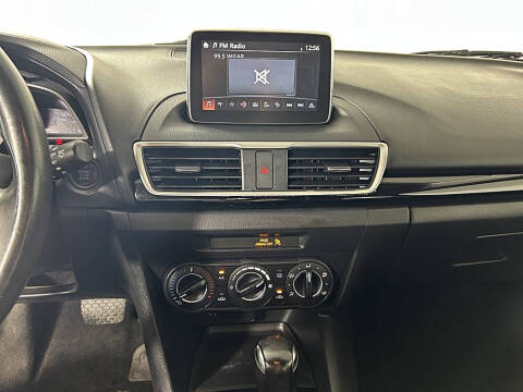 2015 Mazda MAZDA3 i Touring