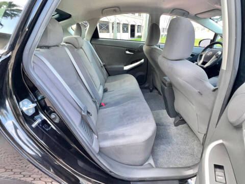 2010 Toyota Prius II