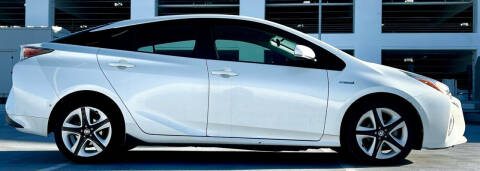 2017 Toyota Prius Four Touring