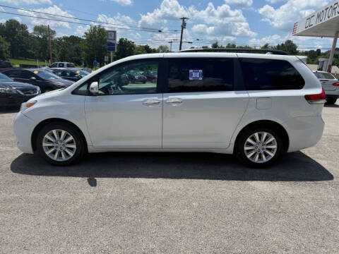 2014 Toyota Sienna Limited 7-Passenger