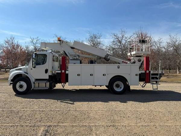 2014 Freightliner M2 106