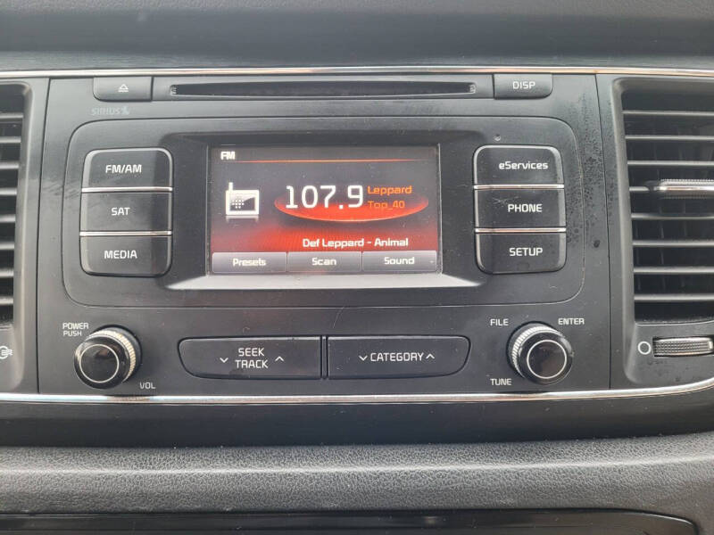 2016 Kia Sedona LX
