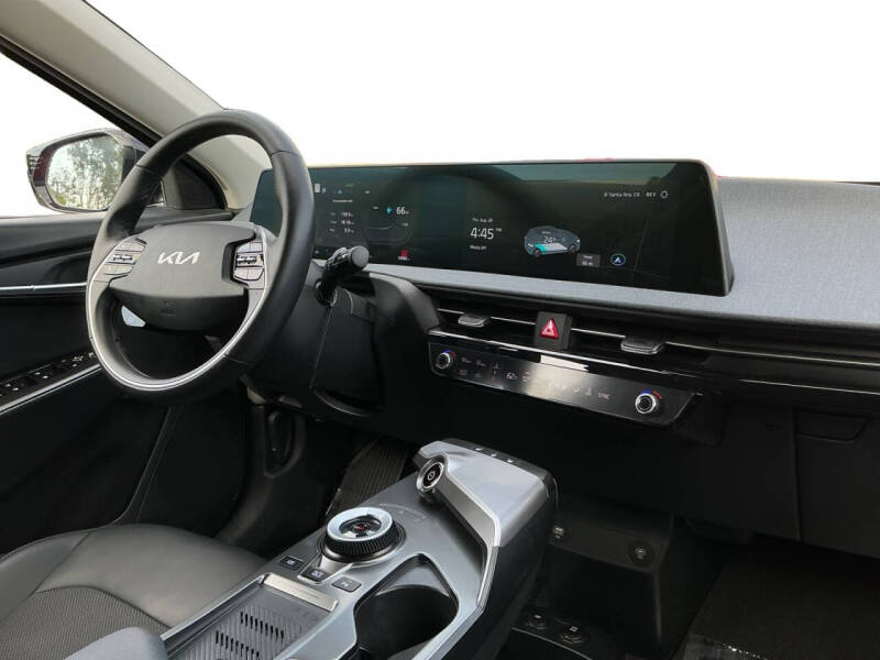 2024 Kia EV6 Light Long Range