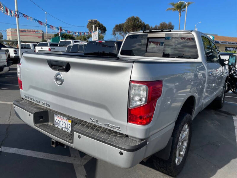 2017 Nissan Titan XD SL