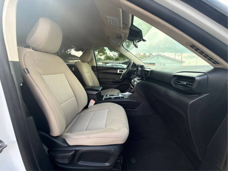 2020 Ford Explorer