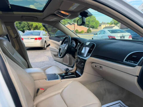 2013 Chrysler 300