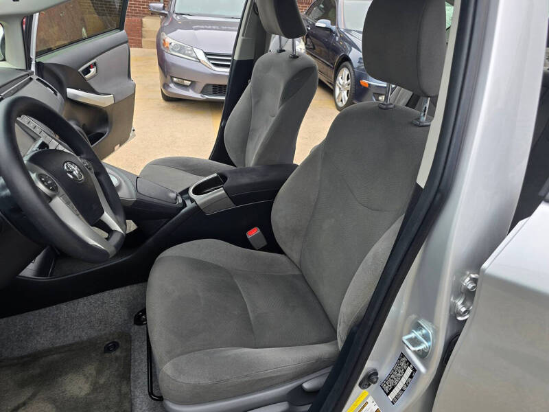 2014 Toyota Prius Two