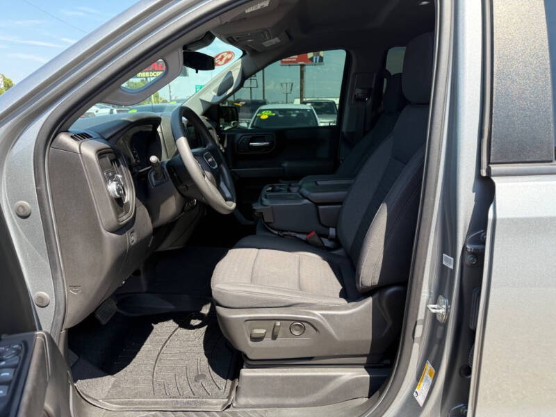 2023 GMC Sierra 1500 Pro