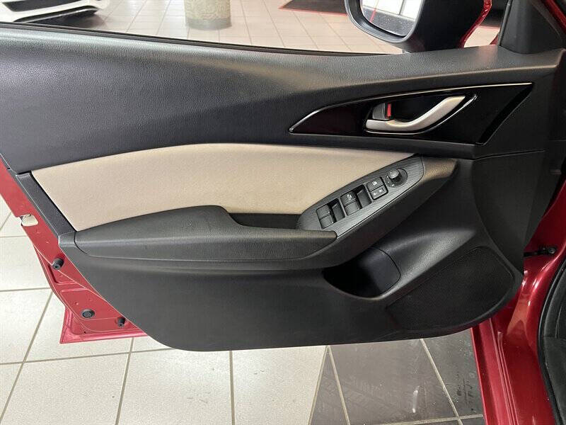 2015 Mazda MAZDA3 i Sport