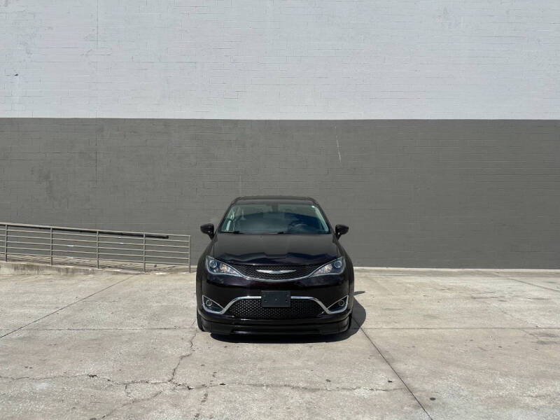 2018 Chrysler Pacifica Touring Plus