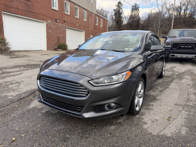 2016 Ford Fusion SE's photo