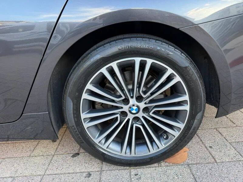 2017 BMW 5 Series 530i