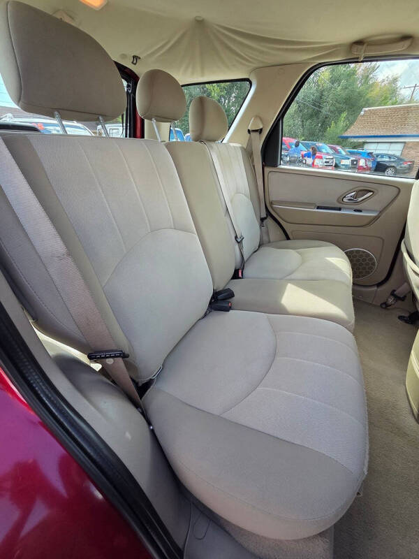 2005 Mercury Mariner