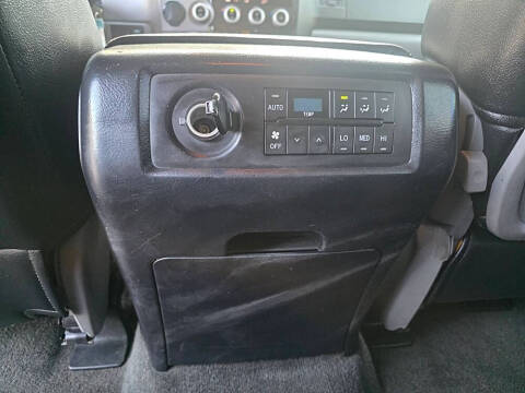 2012 Toyota Sequoia SR5