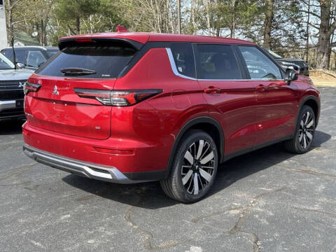 2025 Mitsubishi Outlander SE