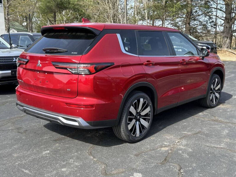 2025 Mitsubishi Outlander SE