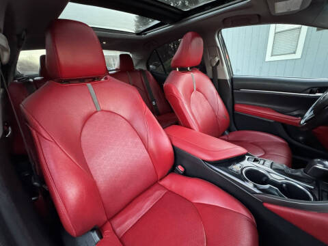 2020 Toyota Camry XSE