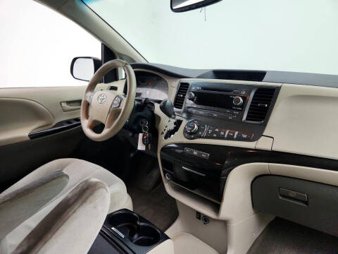 2013 Toyota Sienna