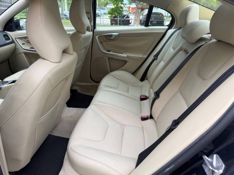 2016 Volvo S60 T5 Drive-E Premier
