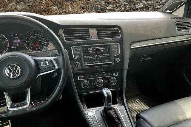 2016 Volkswagen Golf GTI S