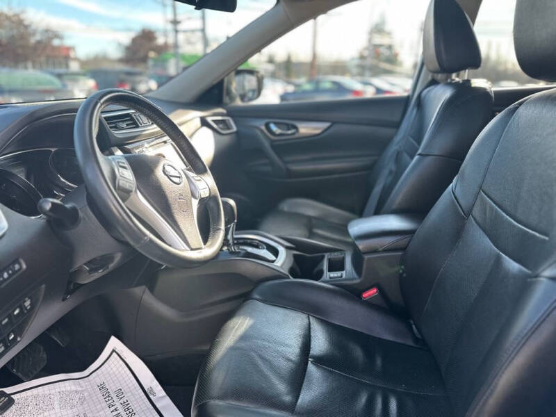 2016 Nissan Rogue SL