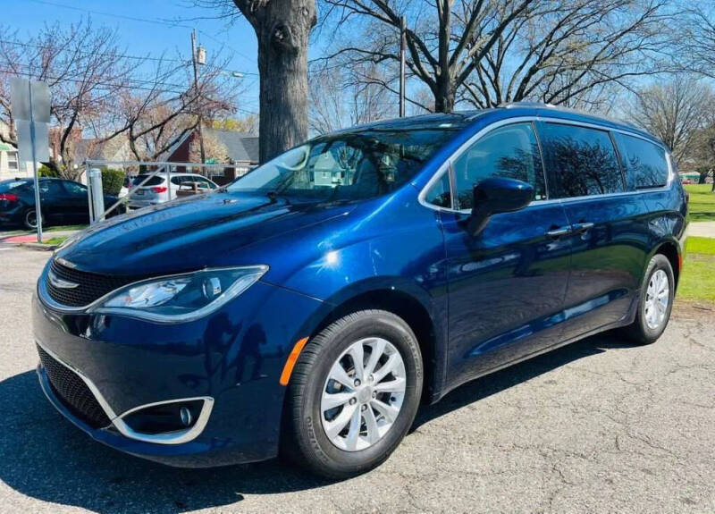 2019 Chrysler Pacifica Touring Plus