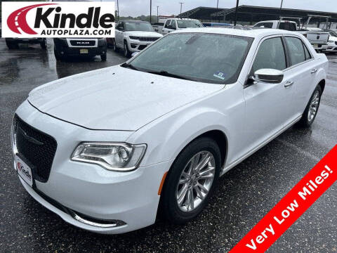 2017 Chrysler 300 for sale at Kindle Auto Plaza in Cape May Court House NJ