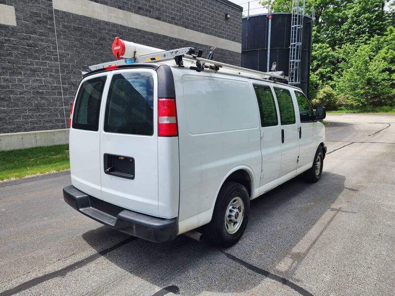 2019 GMC Savana 2500