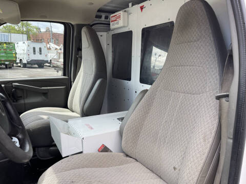 2016 GMC Savana 3500