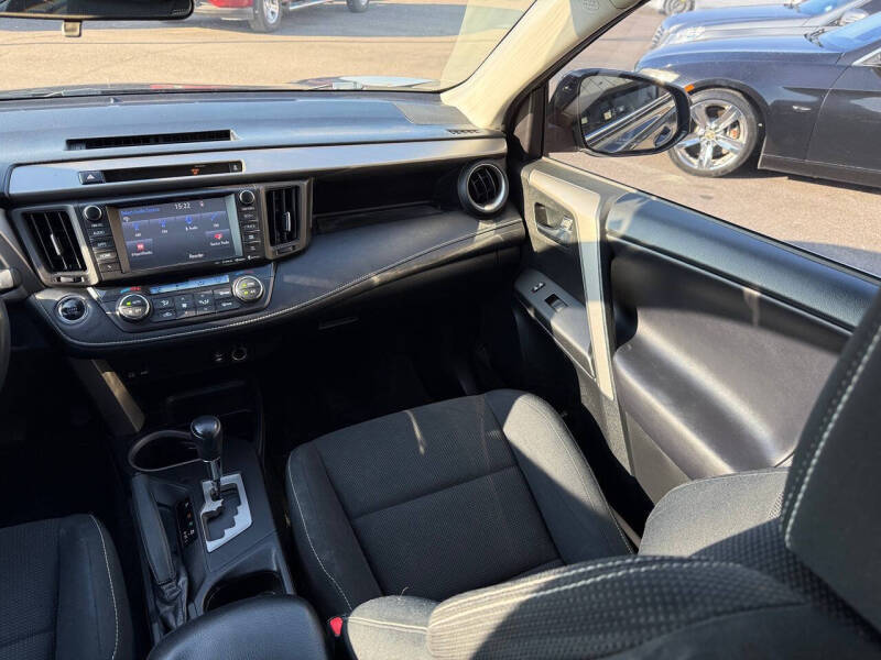 2016 Toyota RAV4 XLE