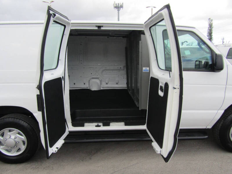 2010 Ford E-Series E-250