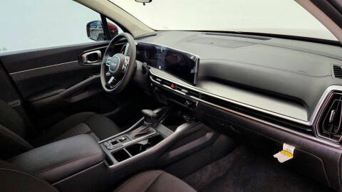 2025 Kia Sorento LX