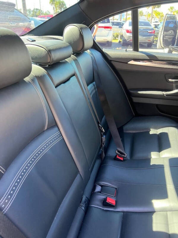 2016 BMW 5 Series 528i