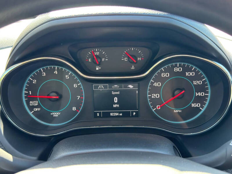 2017 Chevrolet Cruze LT Auto