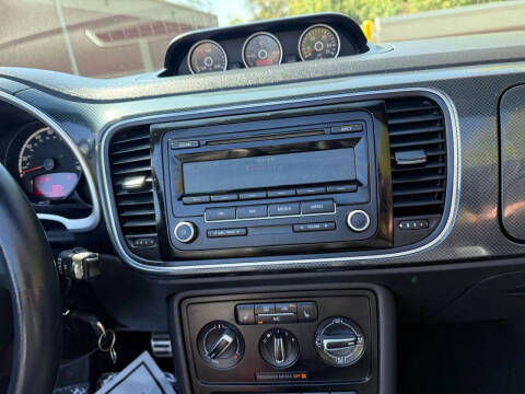 2013 Volkswagen Beetle Convertible