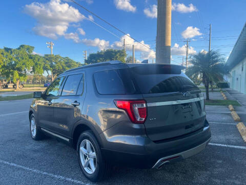 2017 Ford Explorer XLT