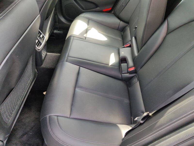 2024 GENESIS G70 Standard - Photo 13