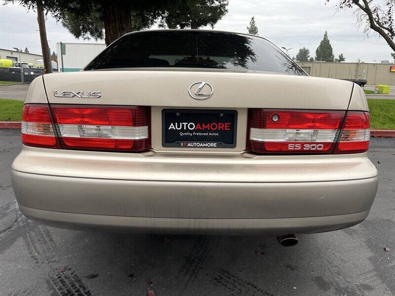 2000 Lexus ES 300