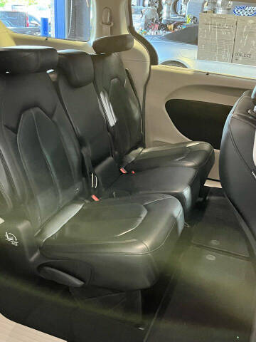 2018 Chrysler Pacifica Touring L