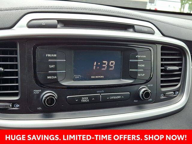 2016 Kia Sorento LX