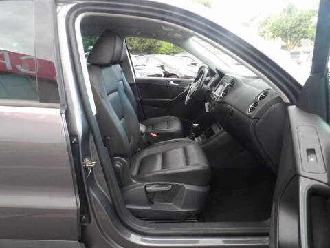 2015 Volkswagen Tiguan SE 4Motion