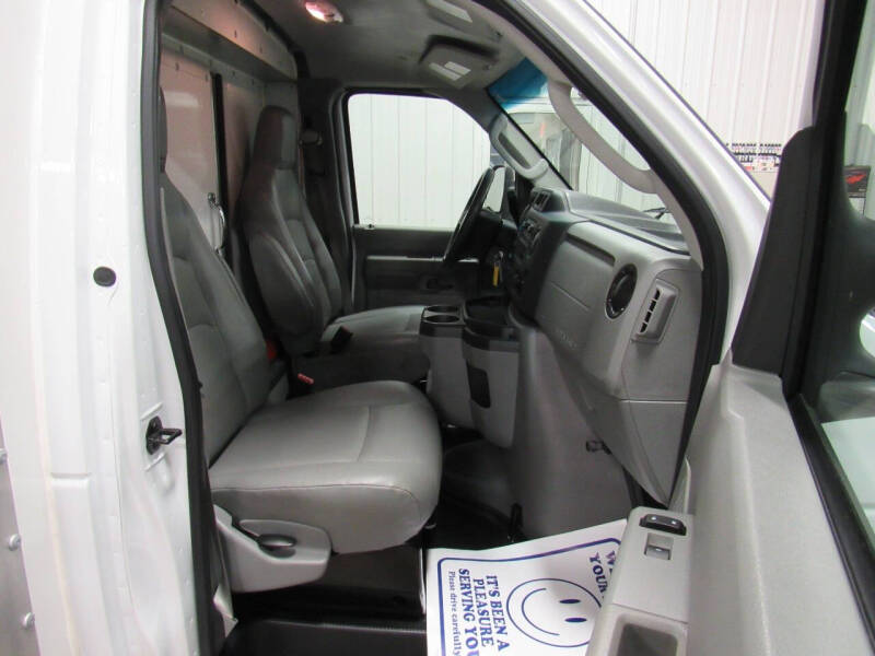 2024 Ford E-Series E-350 SD