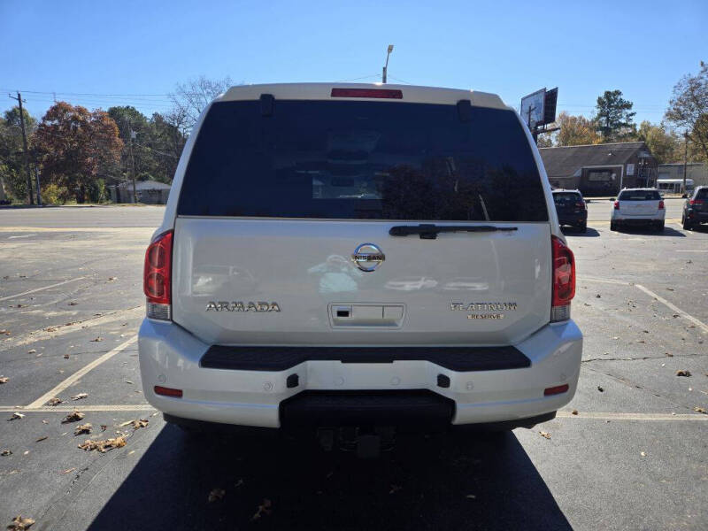 2013 Nissan Armada Platinum